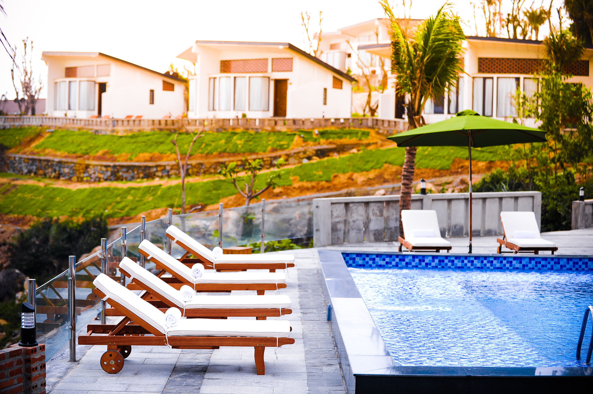 Aurora Villas And Resort Quy Nhon Exterior foto